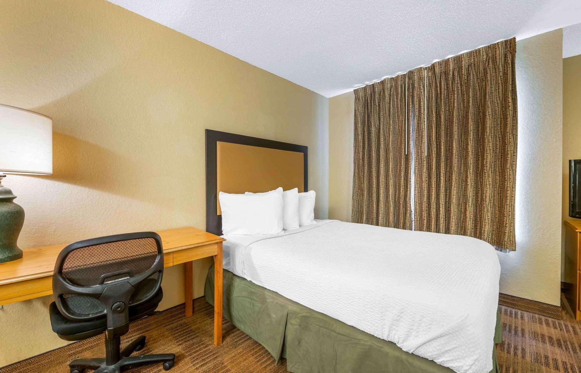 Extended Stay America Select Suites - Jacksonville - Baymeadows Exterior foto
