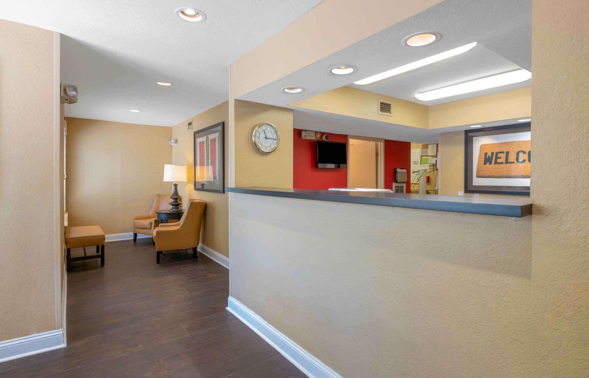 Extended Stay America Select Suites - Jacksonville - Baymeadows Exterior foto
